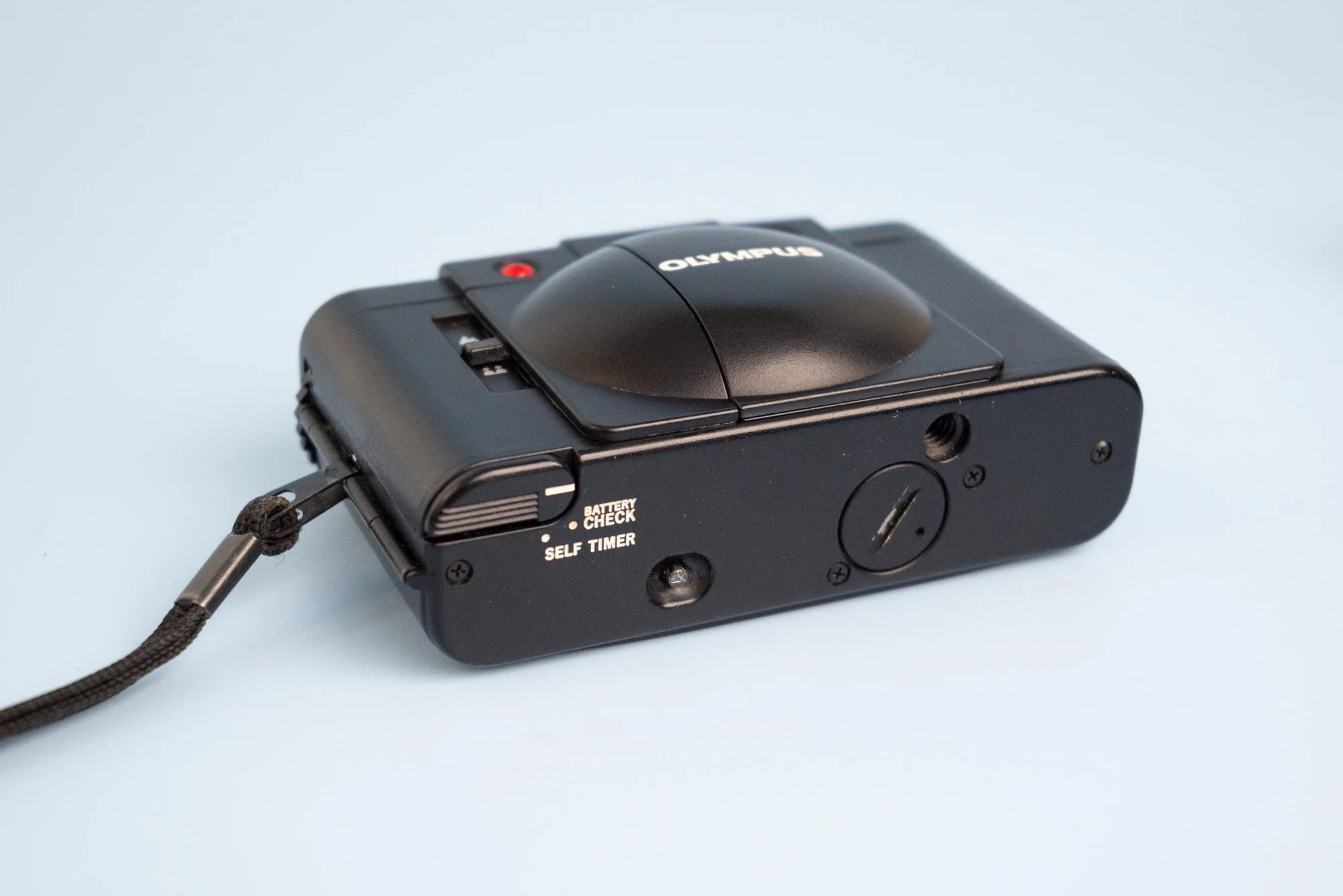 Olympus XA 2 Point and Shoot 35mm Film Camera Complete In Box